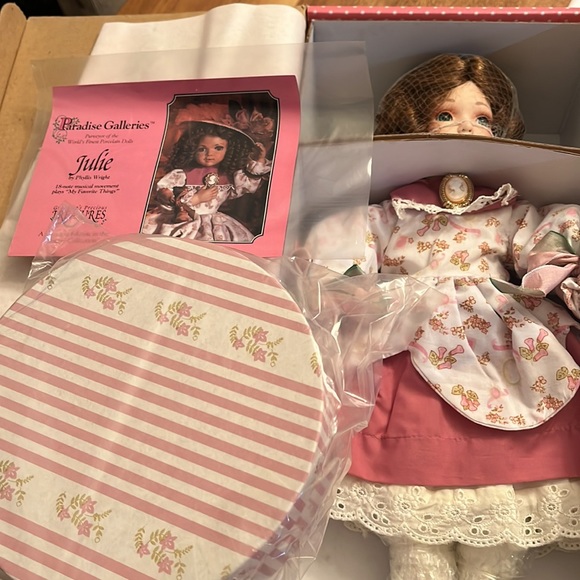 NWB Paradise Galleries Julie - Picture 6 of 10